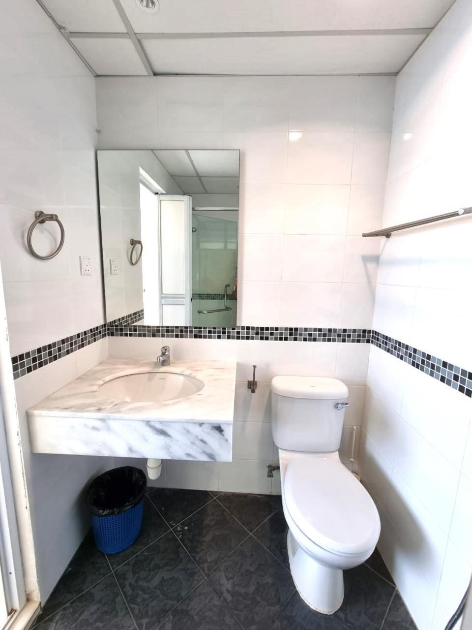 Green Ocean Seaview Apartment Batu Feringgi Exterior foto
