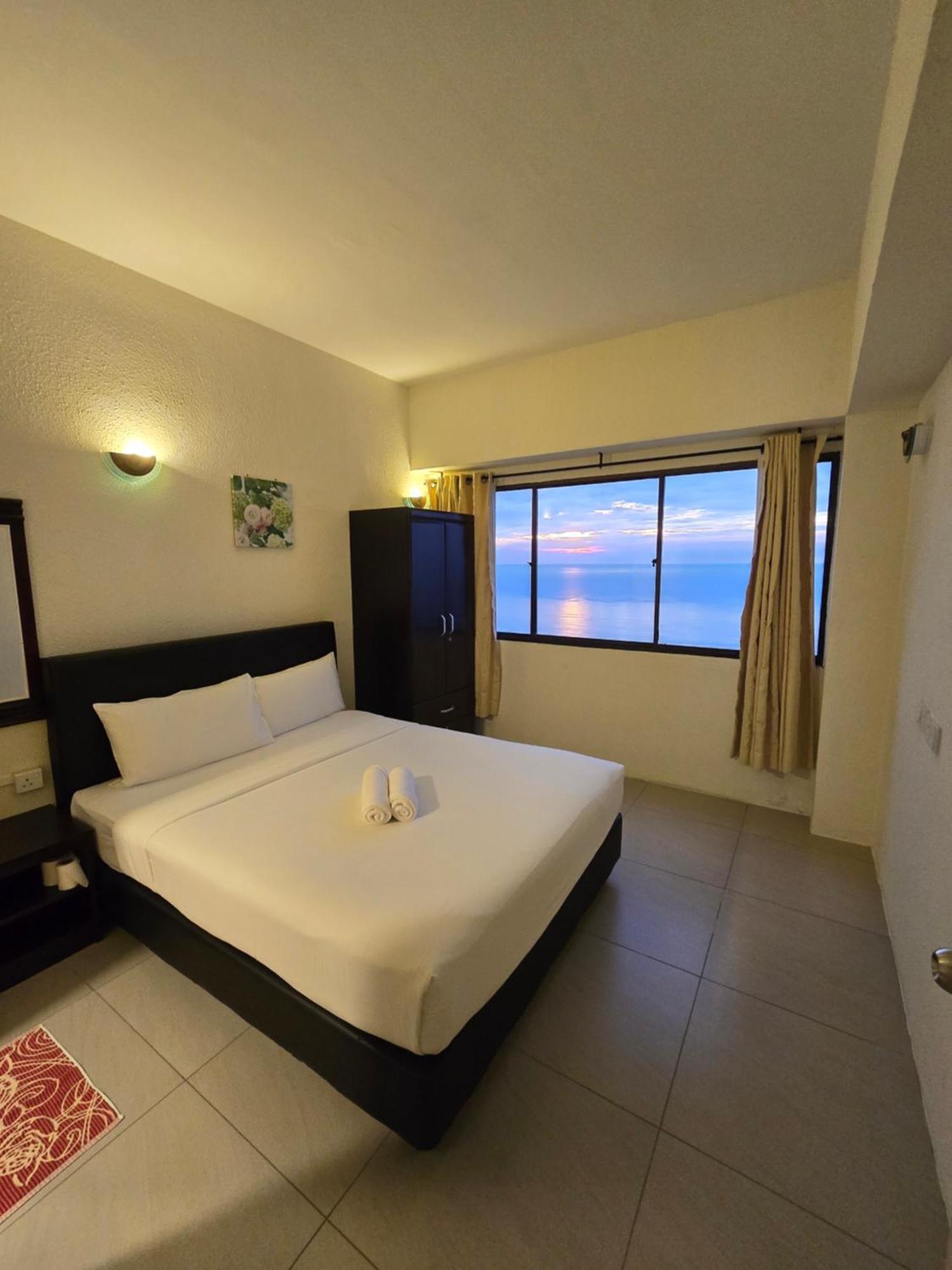 Green Ocean Seaview Apartment Batu Feringgi Exterior foto